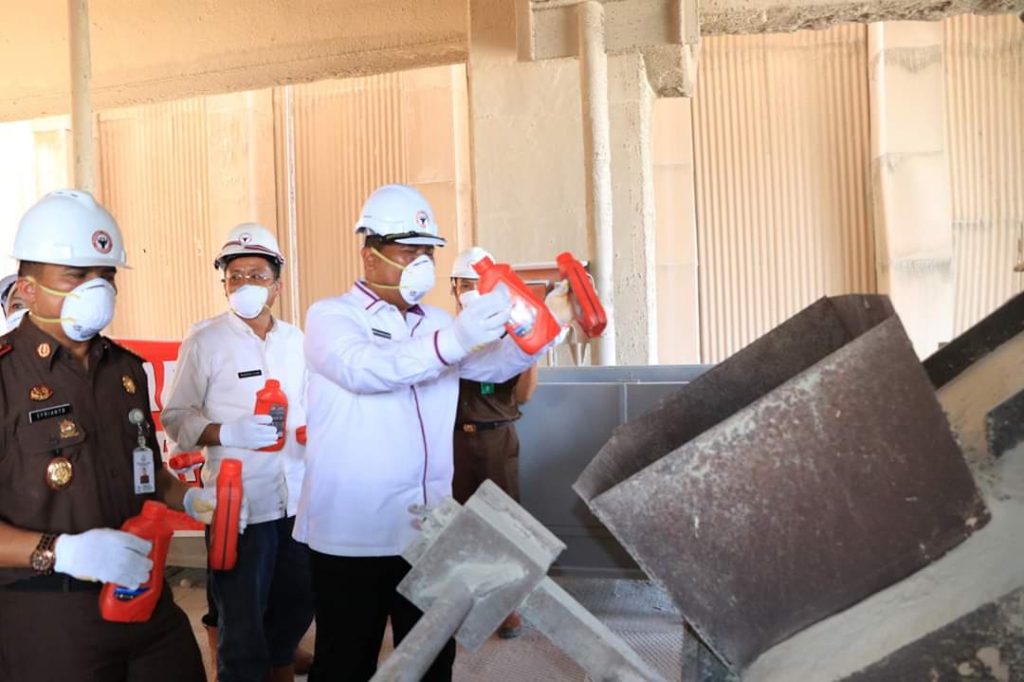 Ribuan Botol Oli Palsu Merek Federal Oil Ultratec Dimusnahkan