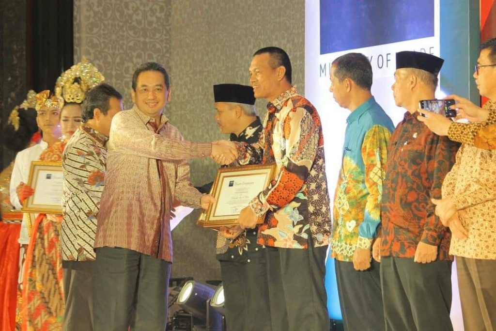 Kota Pariaman Raih Penghargaan Daerah Tertib Ukur