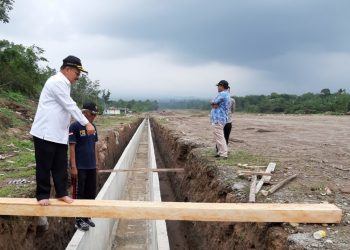 Bupati Padangpariaman, Ali Mukhni di lokasi Tarok City.