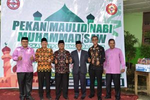MAN 1 Padusunan Gelar Pekan Maulid Nabi