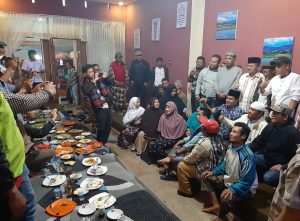 Ratusan Warga PKDP Alahan Panjang Antusias Sambut Ali Mukhni