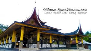 Ali Mukhni Terus Kembangkan Masjid dan Makam Syech Burhanuddin