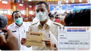 Hindari Bantuan Ganda, Pemko Pariaman Tempel Stiker di Rumah Penerima