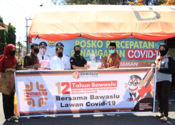 Bawaslu Pariaman gelar bakti sosial dan donor darah, Kamis, 9/4.