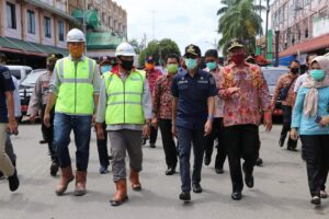 Gubernur Sumbar Puas Progres Pembangunan Pasar Pariaman