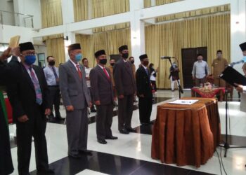Pelantikan pengurus Baznas Padangpariaman di Kantor Bupati, Selasa, 14/7.