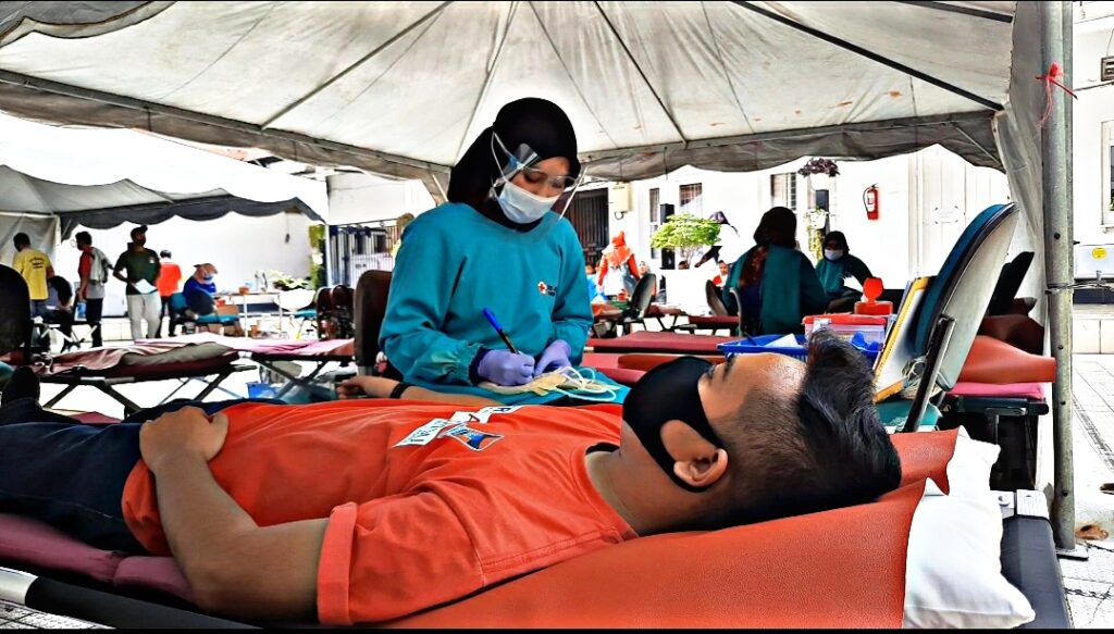 Stok Darah PMI Padang Menipis , Disdag Galang Donor Darah
