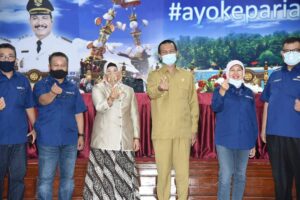 Genius Umar Optimis Pariaman Raih Peduli Wisata Award