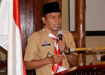 Hendri.