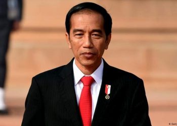 Jokowi.