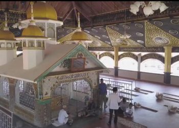 Makam Syeikh Buhanuddin di Ulakan.