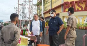 Pantau Pasar Pabukoan, Mardison Ingkatkan Pedagang Tidak Berjualan di Trotoar